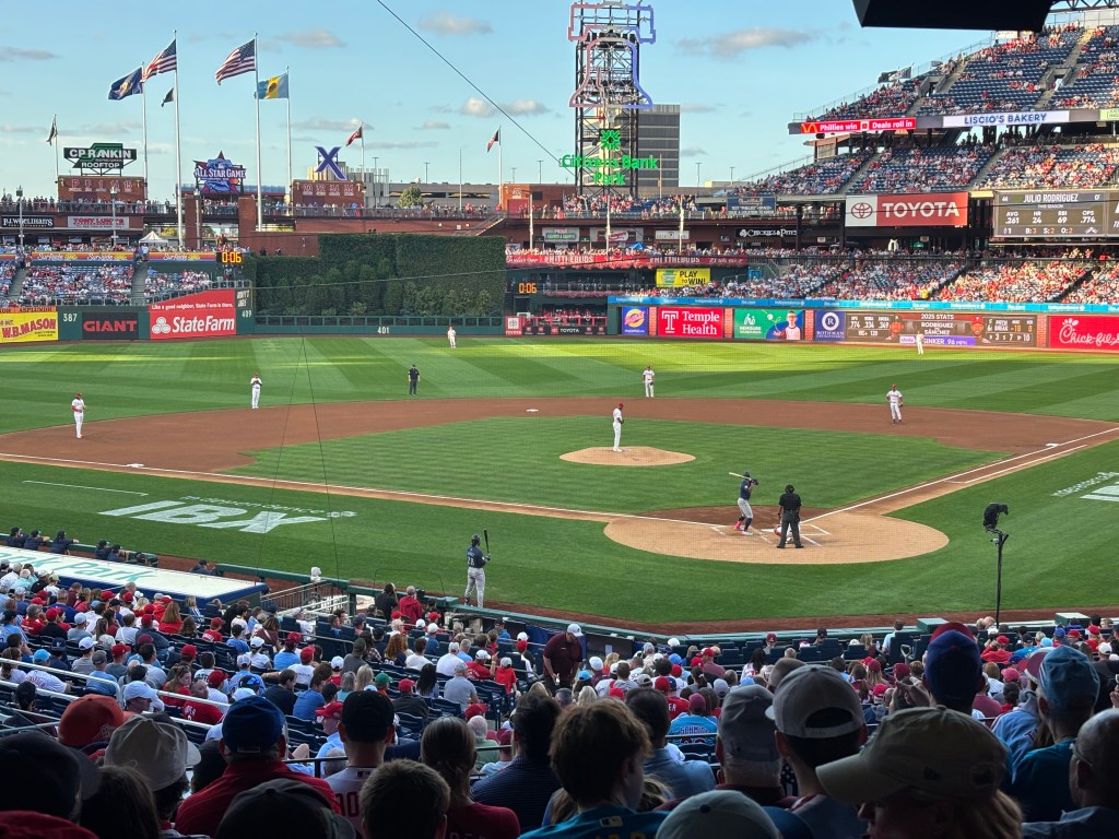 Kyle Schwarber Is Staying in Philadelphia!